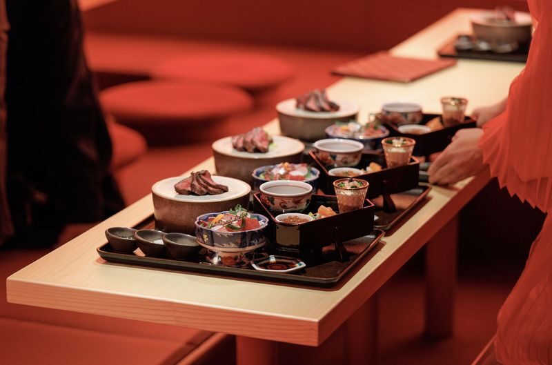 Japanese Cuisine & Geisha Performances Cultural Experience in Tokyo - Finding Benitsuya in Shinbashi