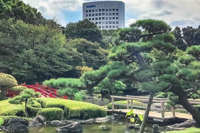 Japanese Garden & Western Architecture: Akasaka exploration tour - Exploring Tokyo’s Hidden Charms: A Deep Dive into the Akasaka Tour
