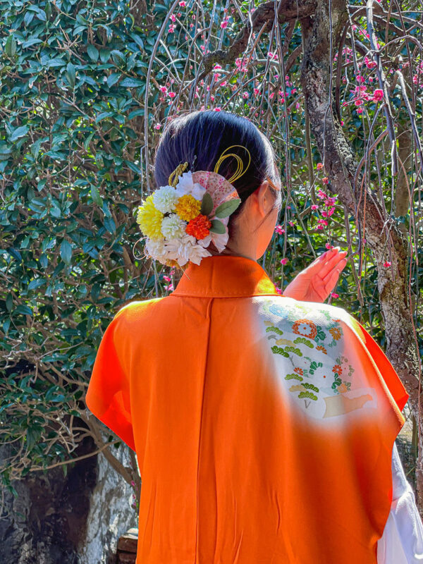 Japanese Hair Ornament & Brooch Making Experience (Kyoto) - Make a Kanzashi That Can Also Be a Brooch
