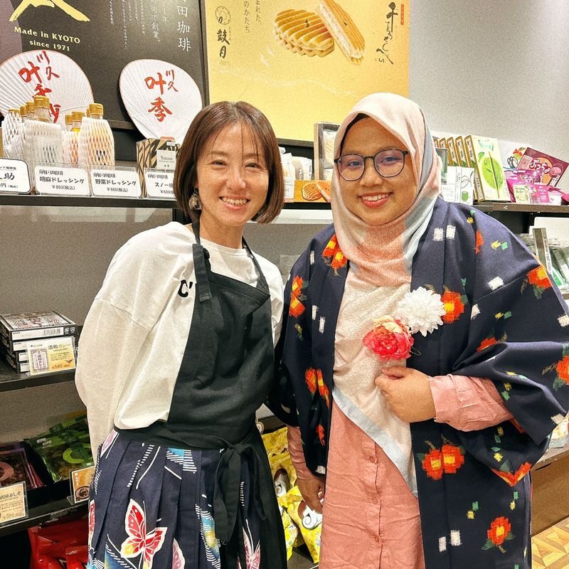 Japanese Hair Ornament & Brooch Making Experience (Kyoto) - What 90 Minutes and $78.85 Buy You