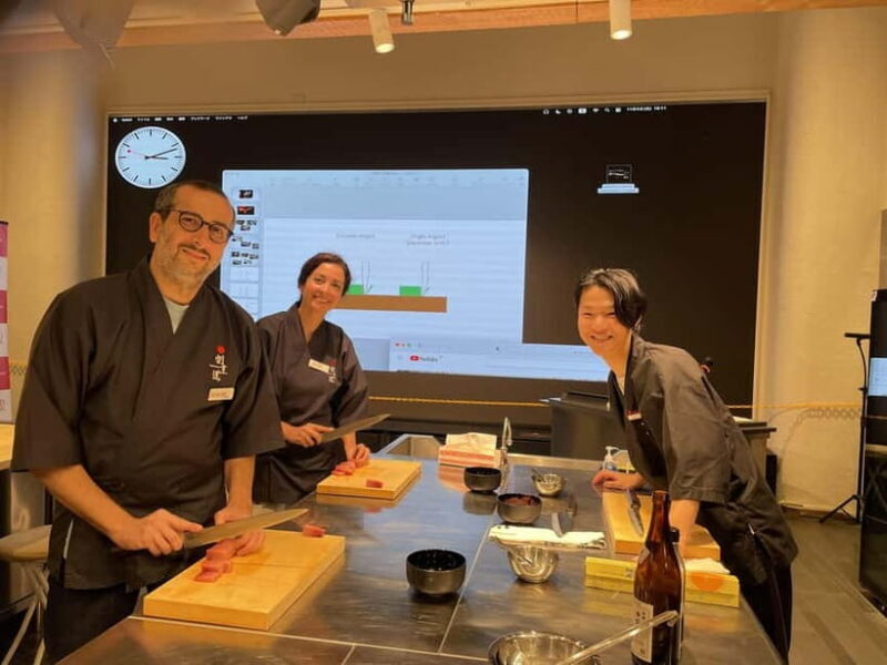Japanese Knife Skills & Sashimi Bowl Cooking Class in Tokyo - Key Points