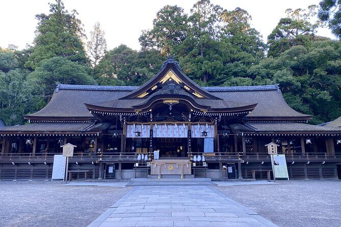 Japan's Oldest Shrine & Nagashi Somen Walking Tour from Nara - Exploring Japan’s Oldest Shrine & Nagashi Somen on a Walking Tour from Nara
