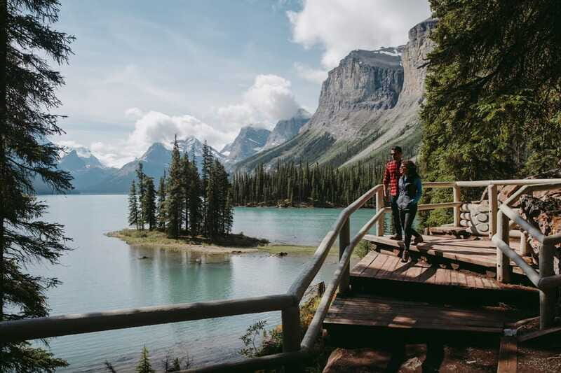 Jasper National Park: Maligne Lake Cruise With Guide - The Experience: Authentic and Relaxed