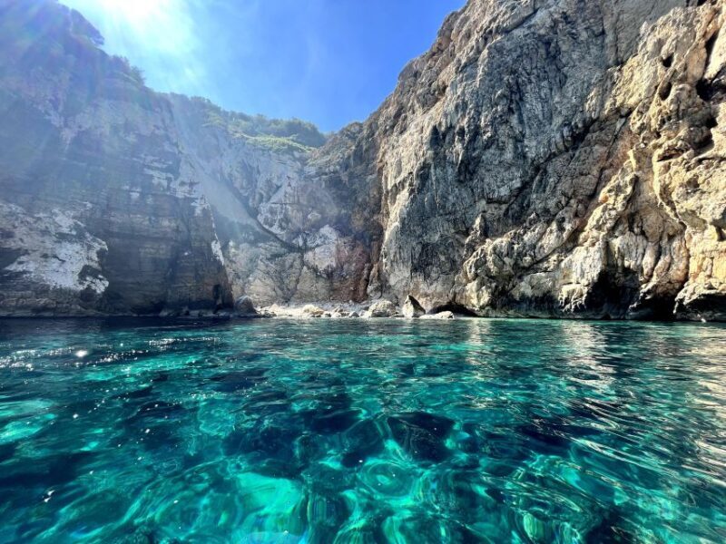 Jávea: Cala Portixol Kayak Tour with Snorkel & Cliff Jumping - Who Will Love This Tour?