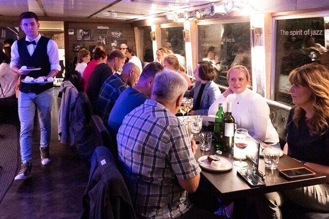 Jazz Boat: Popular live Jazz river cruise - The Views and Photo Opportunities