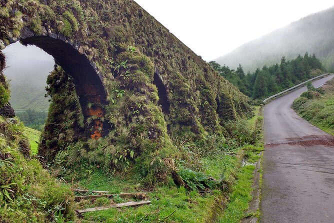 Jeep  Off-road Excursion  Sete Cidades  Half Day (Shared) - Key Points