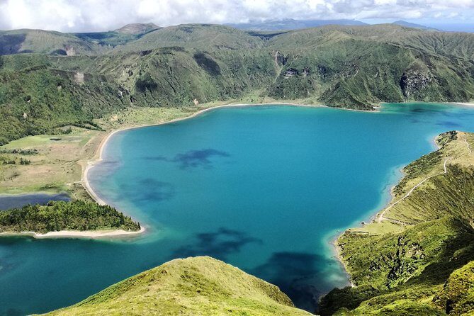 Jeep Tour Full Day Sete Cidades & Lagoa do Fogo with lunch and drinks included. - FAQs