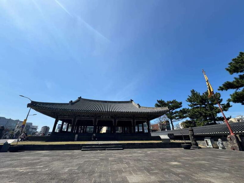 Jeju city walking tour with a certified guide - Key Points