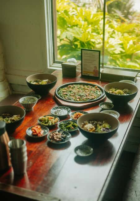 Jeju East: Small Group Healing Tour w/Woman Divers Show - Coastal Walk at Seopjikoji