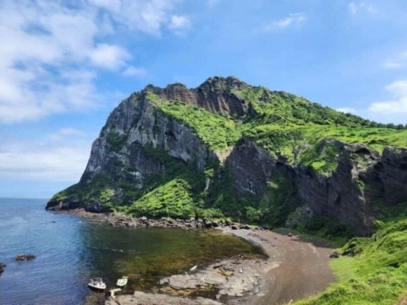 Jeju: Eastern UNESCO and Must-See Spots Tour - Deep Dive into the Details