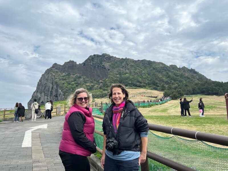 Jeju: Eastern UNESCO Join in Tour (Seongsan, Haenyeo) - Exploring Local Life at Seongeup Folk Village
