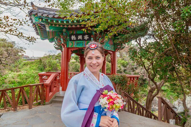 [Jeju] Hanbok Private guide tour & photo session in beautiful Yongduam rock, - The Sum Up: A Fun, Authentic Keepsake of Jeju