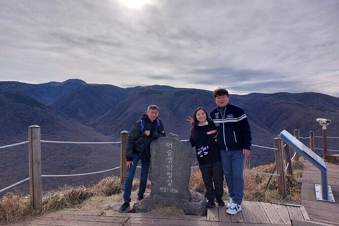 Jeju Island Private Taxi Tour: Mt. Hallasan and Waterfalls - Experience the Majestic Beauty of Jeju with a Private Taxi Tour