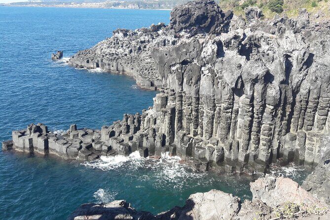 Jeju Island private taxi tour-waterfalls & Oedolgae & Jusangjeoli - Final Thoughts: Who Will Love This Tour?