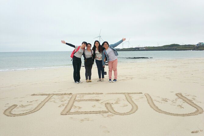 Jeju island Private Tour - UNESCO Day Tour & Haenyeo Performance - Exploring Jeju: A Deep Dive into the Itinerary