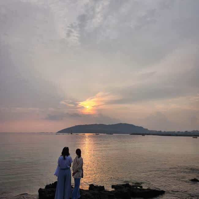 Jeju Island: Sunrise Guided Tour with Hotel Pickup - The Value Proposition