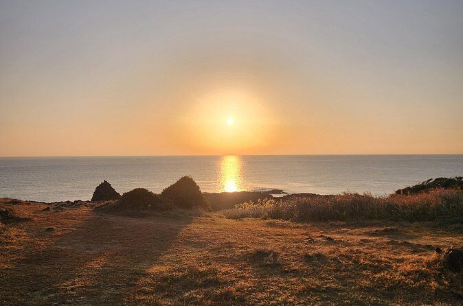 Jeju island Sunrise Tour Early Morning with Hotel Pickup - FAQ