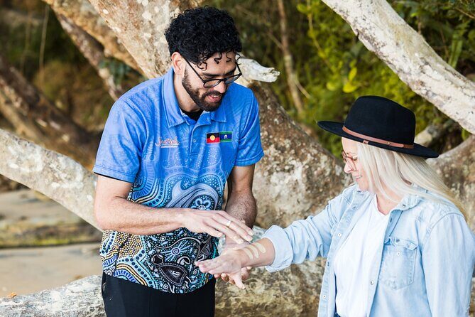 Jellurgal Walkabout Small Group Tour - Key Points