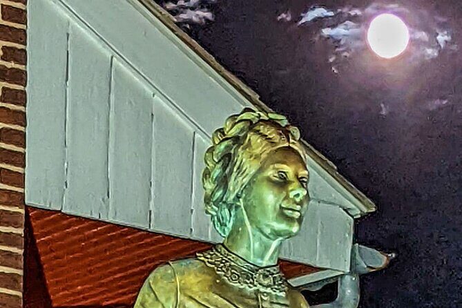 Jennie Wade Ghostly Encounter Tour - Discover the Spooky Side of Gettysburg with the Jennie Wade Ghostly Encounter Tour