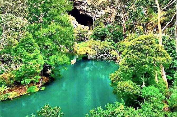 Jenolan Caves Blue Mountains Day Tour + River cruise - Unique Adventure in the Blue Mountains and Jenolan Caves