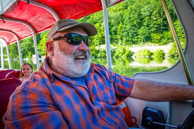 Jet Boat Adventure on the New River Gorge - Authentic Perspectives from Other Travelers