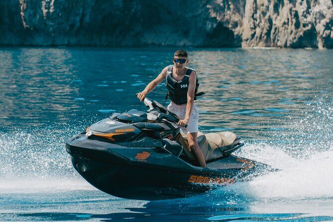 Jet Ski Rental In Alcudia - A Detailed Look at the Alcudia Jet Ski Experience
