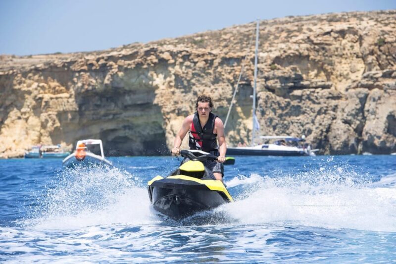 Jet Ski Safari to the North of Malta incl. the Blue Lagoon - Jet Ski Safari to the North of Malta incl. the Blue Lagoon: An Adventurous Ride with Stunning Views