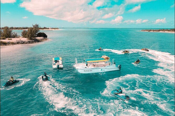 Jet Skiing around La famille ship and smaller pristine cays - The Sum Up: Who Is This Tour Best For?