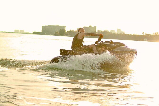 Jetski Ride While Exploring Miami Islands - Key Points