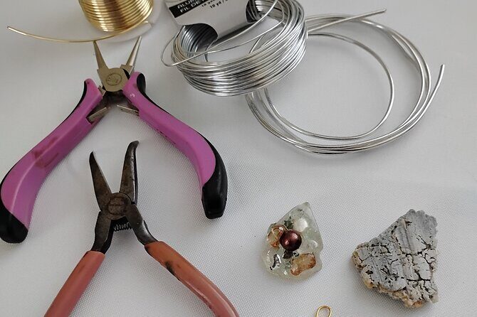 Jewelry Making Workshop in Beaufort South Carolina - Key Points