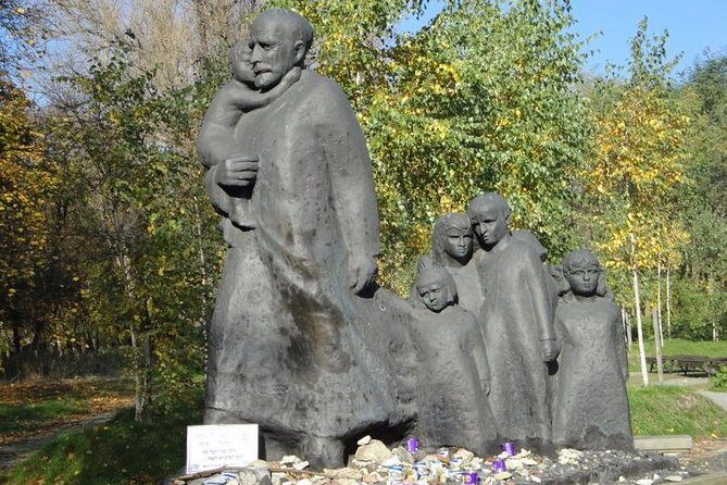 Jewish heritage in Warsaw - Who Should Consider This Tour?