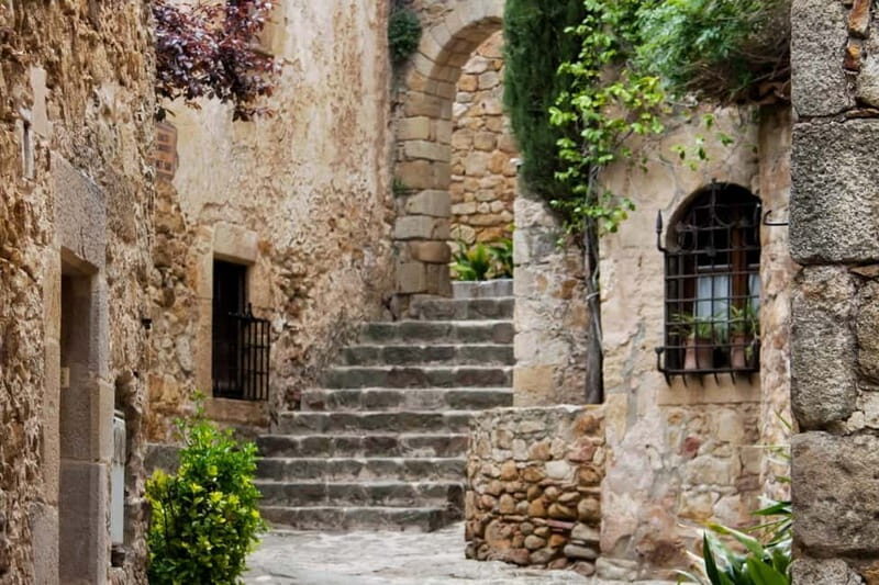 Jewish Legacy Tour: Girona, Besalú and Castelló d'Empúries from Barcelona - FAQs