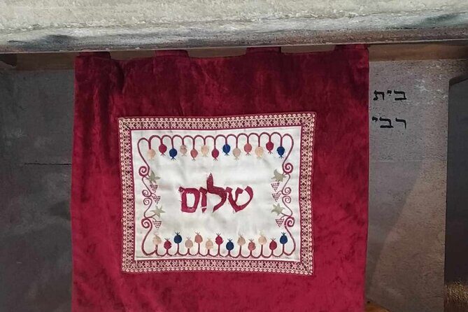 Jewish tour by Jewish Guide in Barcelona - Discovering Barcelona’s Jewish Heritage with a Private Guide