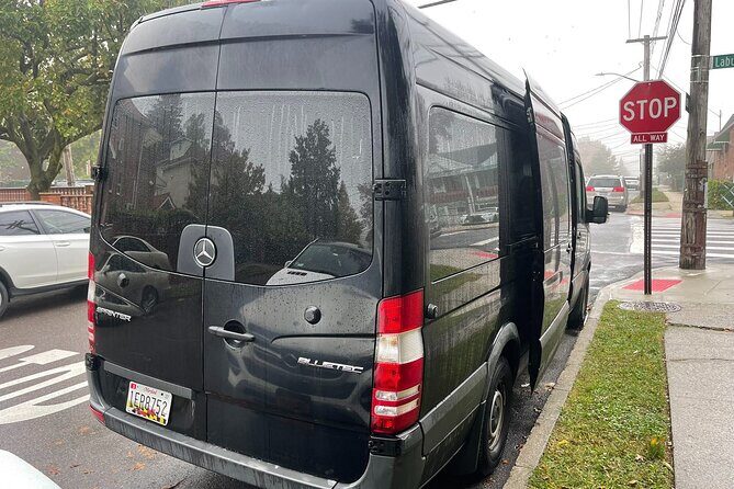 JFK/LGA/EWR to Manhattan Private Transfer - Up to 14 Pax - Who Would This Transfer Suit Best?