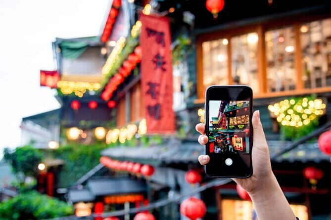 Jiufen, Shifen and Houtong Cat Village Private Tour - FAQ