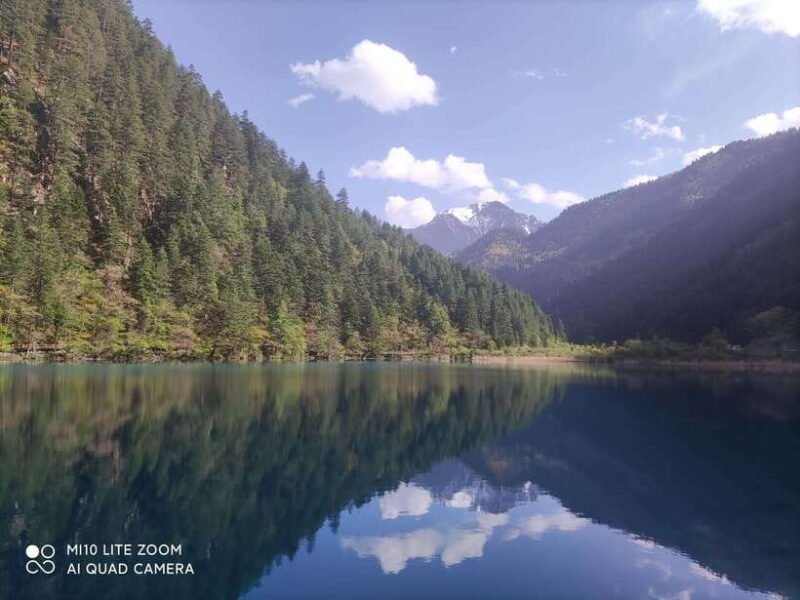 Jiuzhaigou: 3-Day Tour with Bullet Train Transfers - Discovering the Beauty of Jiuzhaigou and Huanglong: A 3-Day Journey
