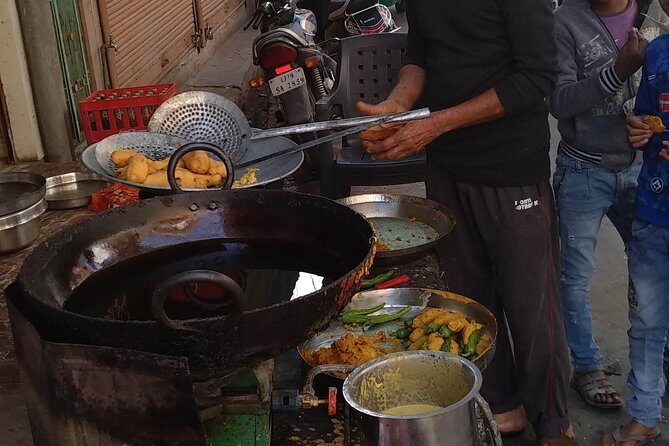 Jodhpur by Night : Street Food And Temple Walking Tour - Why This Tour Works