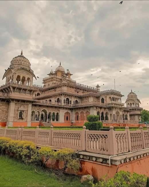 Jodhpur: Mehrangarh Fort, Jaswant Thada, and Umaid Bhawan - A Deep Dive into Jodhpur’s Highlights