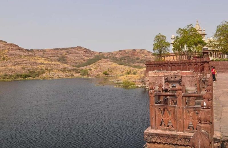 Jodhpur: Mehrangarh & Udaipur Lakeside 2-Day Tour with Lunch - The Sum Up