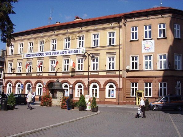 John Paul II Family House Museum & Wadowice Tour from Krakow - Exploring the John Paul II Family House Museum & Wadowice Tour from Krakow