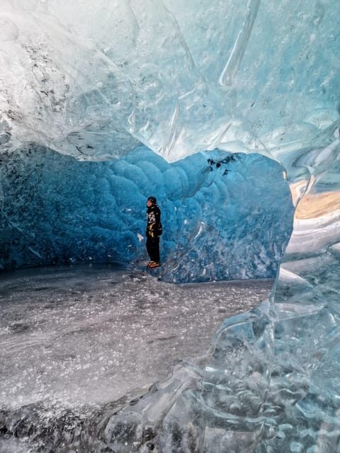 Jökulsárlón: Blue Ice Cave Tour and Glacier Walk - Experience the Stunning Jökulsárlón: Blue Ice Cave Tour and Glacier Walk