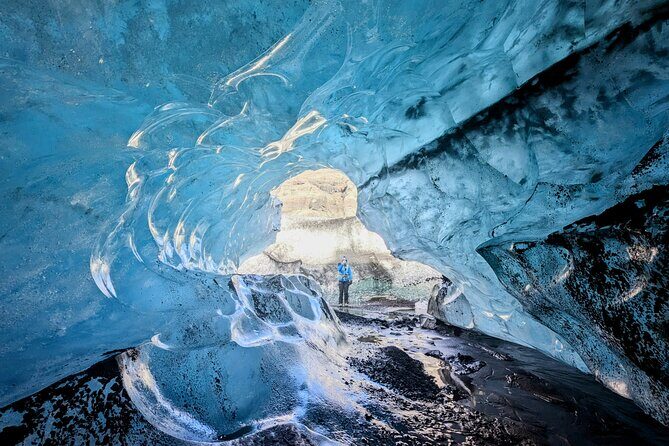 Jökulsárlón: Visit a Natural Blue Ice Cave - Flexibility & Safety: What You Should Know