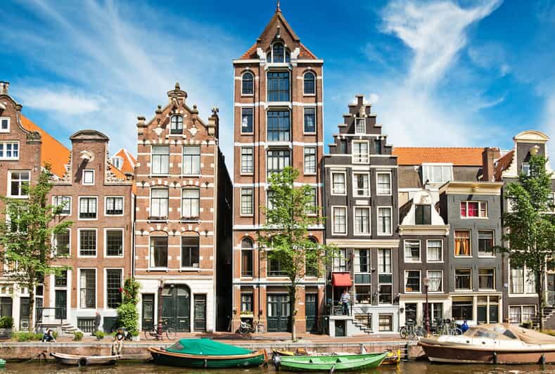 Jordaan, Anne Frank and Leidseplein tour in English - A Closer Look at the Experience