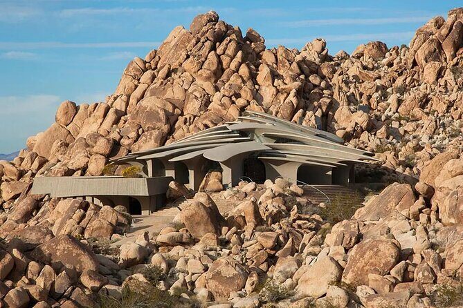 Joshua Tree Architecture & Art Tour  Iconic Homes & Desert Art - Key Points