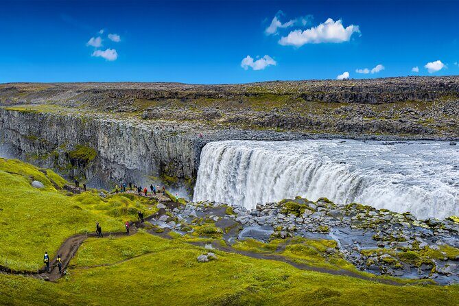 Journey Around Iceland - 7 day circle tour around Iceland - Who Should Consider This Tour?