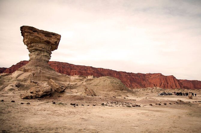 Journey to Ischigualasto: Discovering the Valley of the Moon - What Makes This Tour Stand Out?