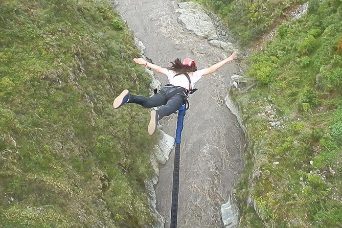 Jumping the Bridge - Bungge Jumpng - Swing Jumping 100m. Tall - The Sum Up