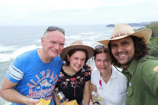 Jungle and Beach Horseback Riding Tour - 2H 1/2 - Key Points