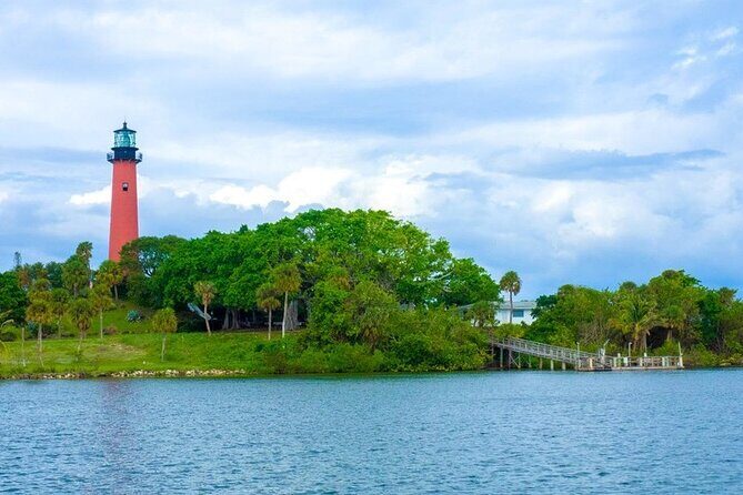 Jupiter Island Water Tour - Jupiter Island Water Tour: A Scenic Peek at Florida’s Famous and Beautiful