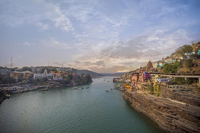 Jyotirlinga Journey: Indore to Omkareshwar Private Day Trip - Discover the Sacred Jyotirlinga on a Private Day Trip from Indore to Omkareshwar